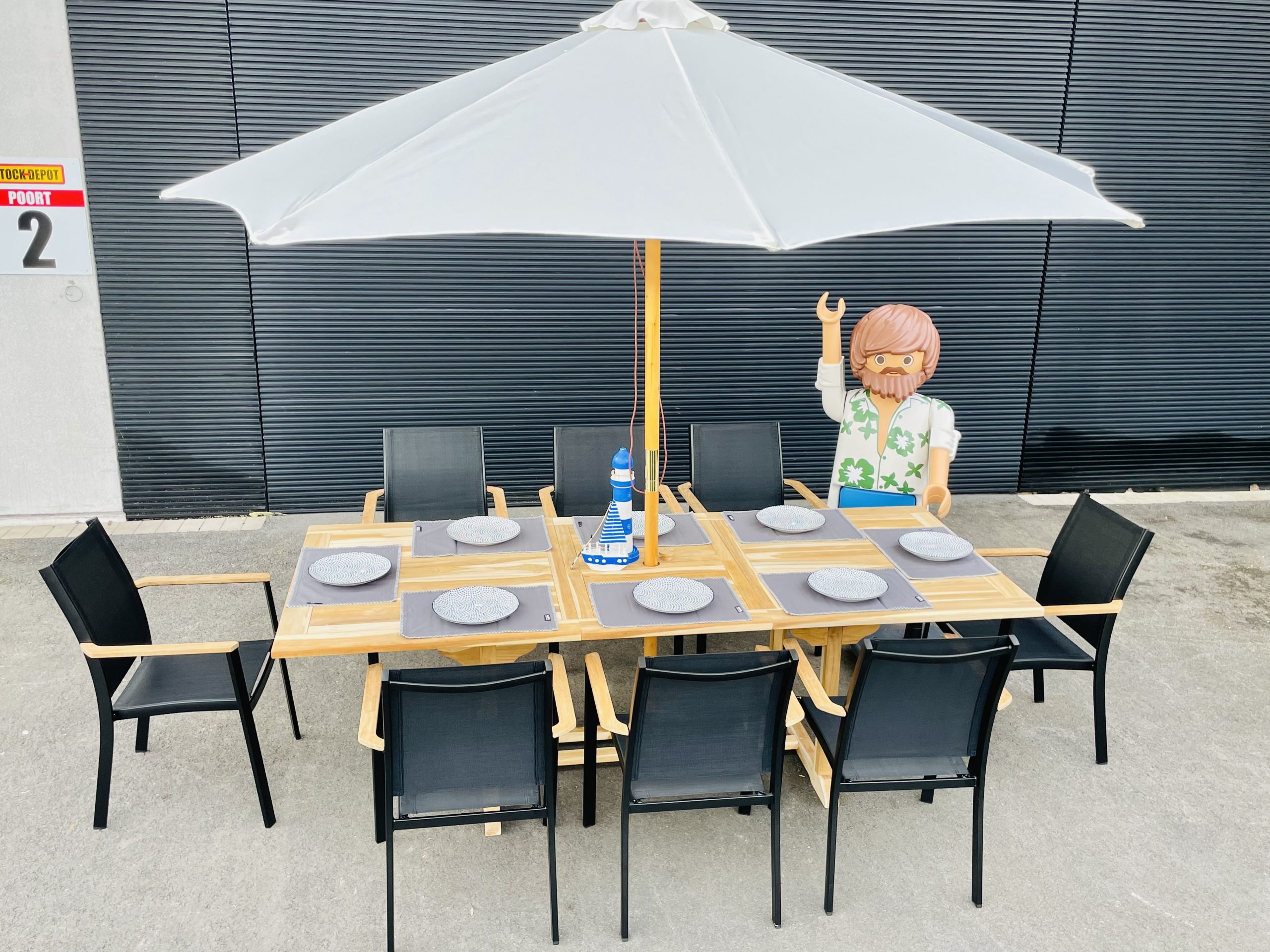 PROMO 1: Teak tafel (ovaal/rechthoek) + 6 stoelen + parasol | Stock Depot